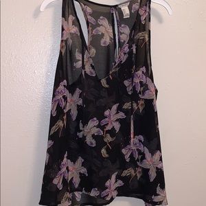 Sleeveless floral shirt from forever 21